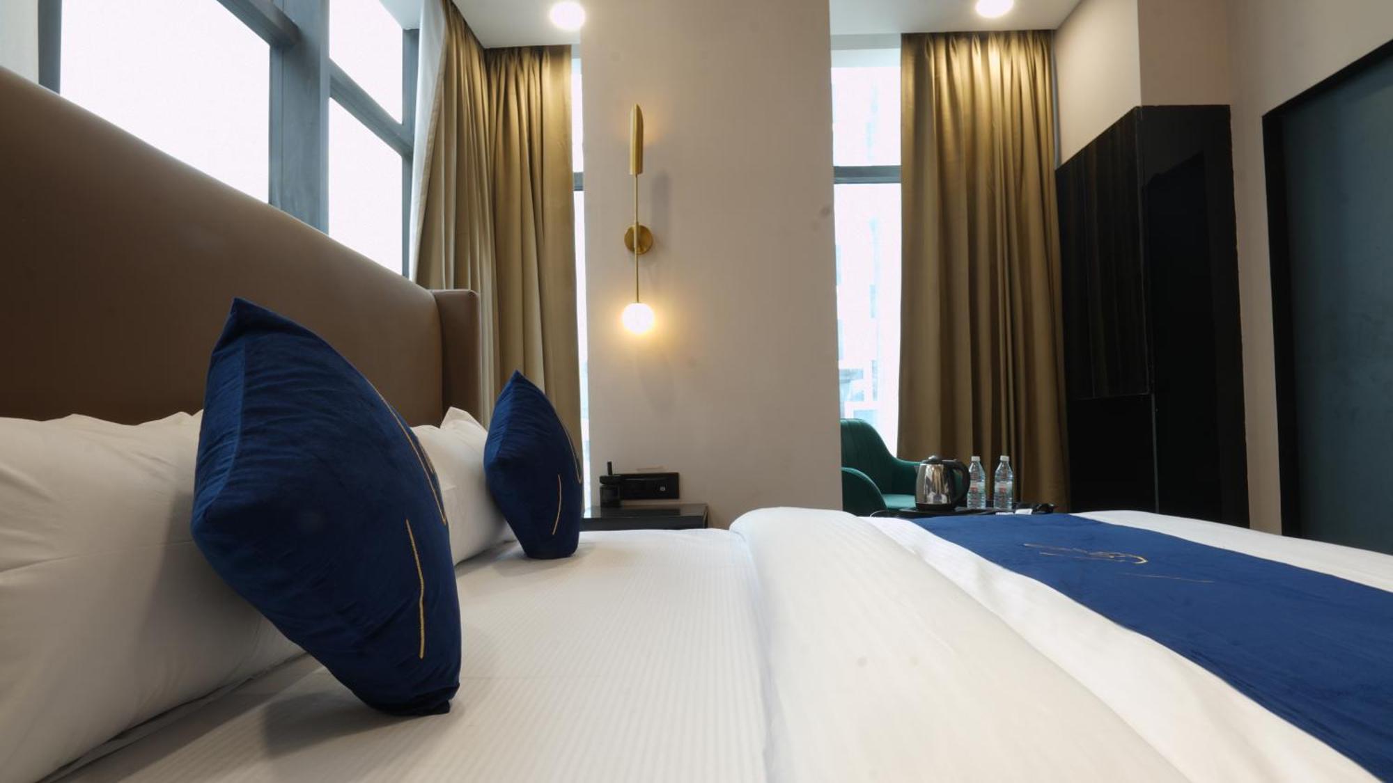 Aquila Grand Suites - Noida Sector 136 Luaran gambar