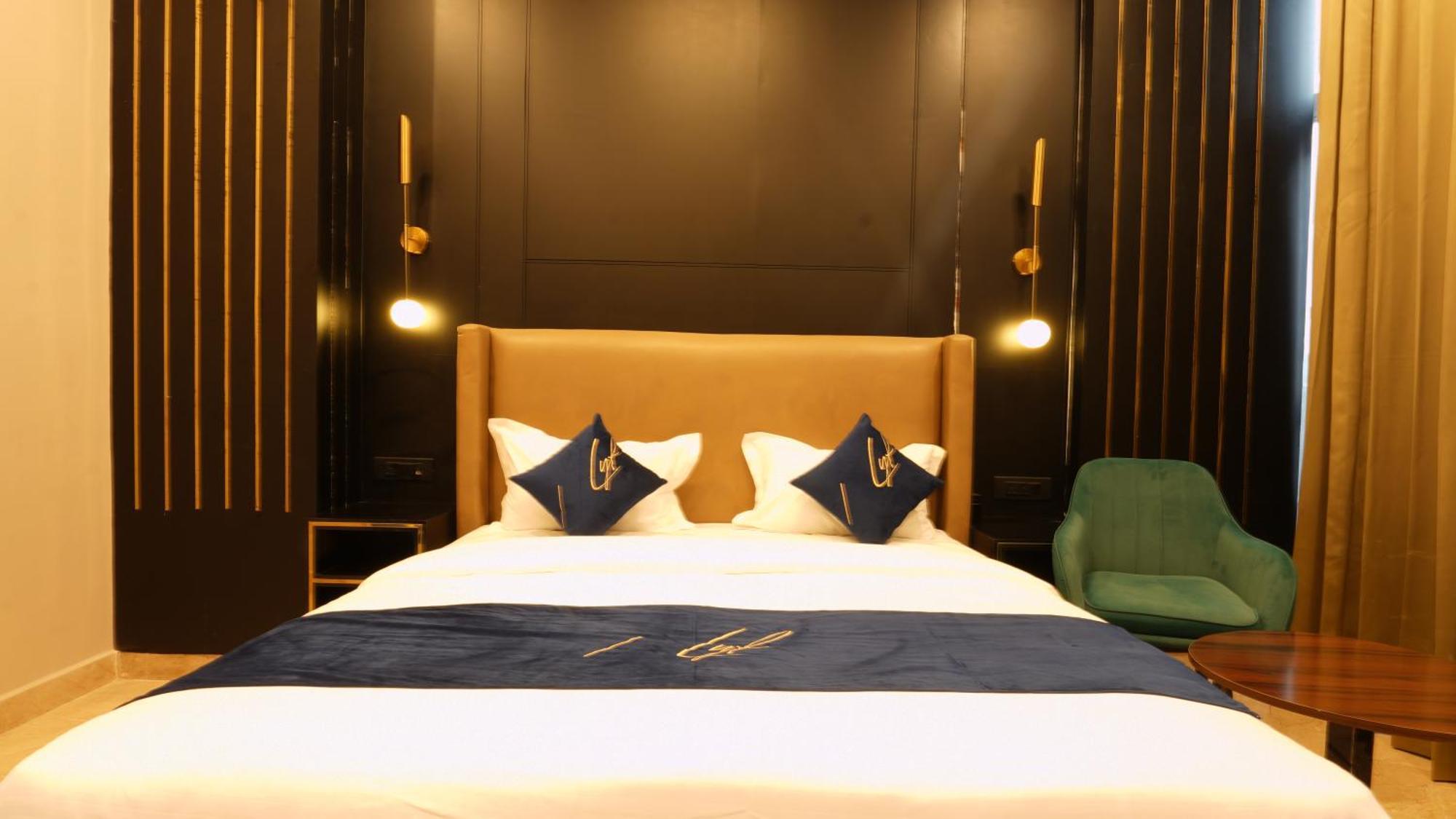 Aquila Grand Suites - Noida Sector 136 Luaran gambar